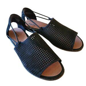 Earth Shelly Perforated Black Buck Sandals, Woman's Black Sandals NIB